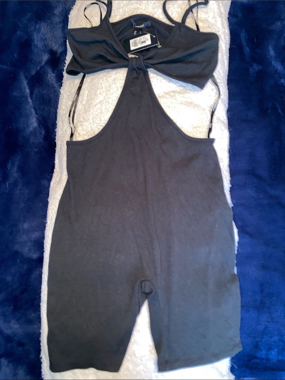 Forever 21 Black Cutout Knit Tie-Front shorts set Price tags attach/never worn